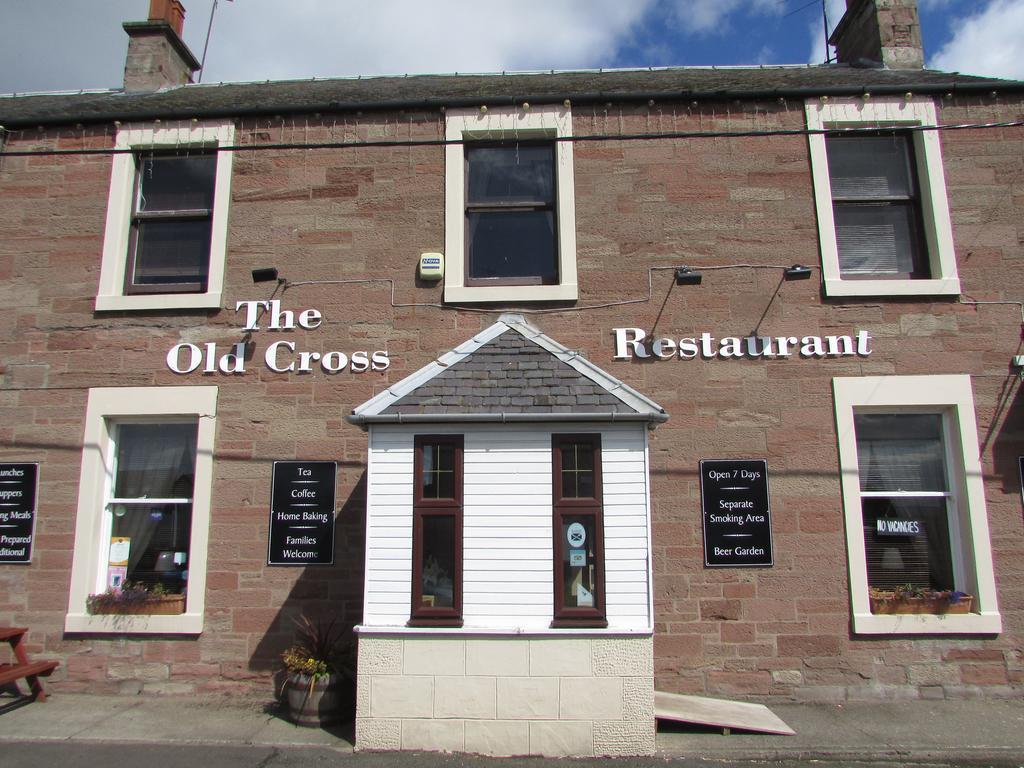 The Old Cross Inn Blairgowrie and Rattray Zewnętrze zdjęcie